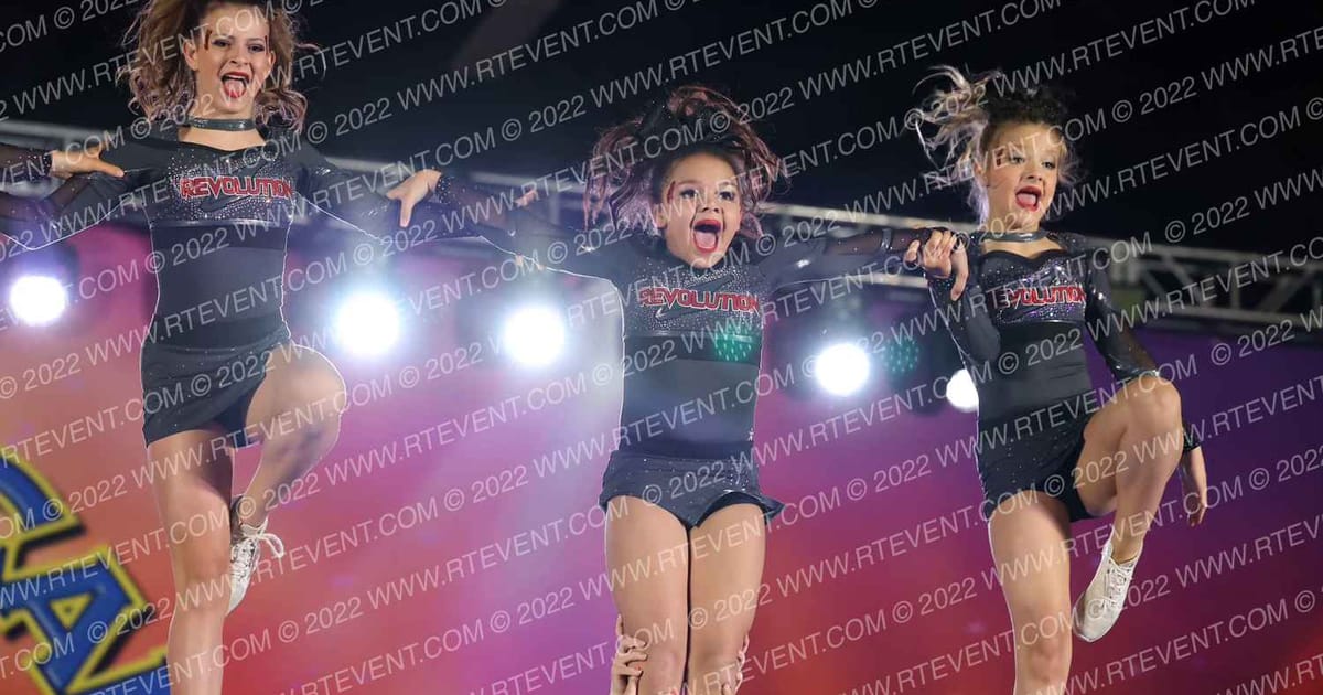 Cheer Revolution HUSH · The American Royale Sevierville Nationals DIDII