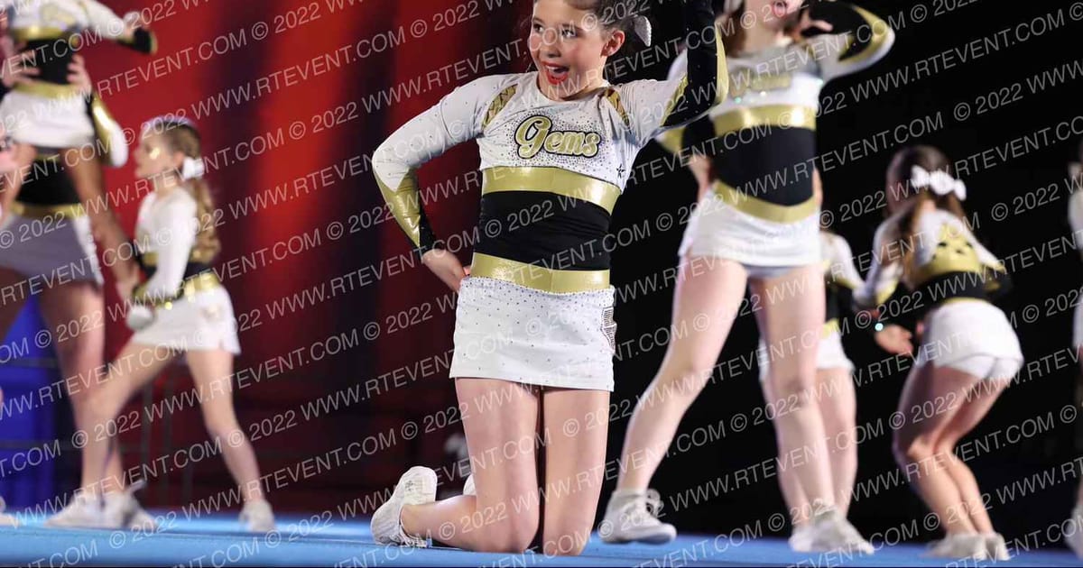 HCA Gems Pink Ladies · The American Royale Sevierville Nationals DIDII