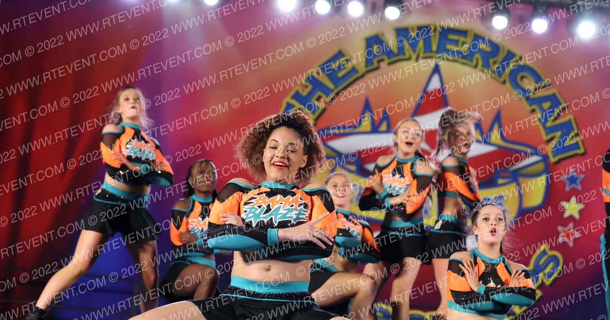 Bama Blaze Cheer Smoke · The American Royale Sevierville Nationals DIDII