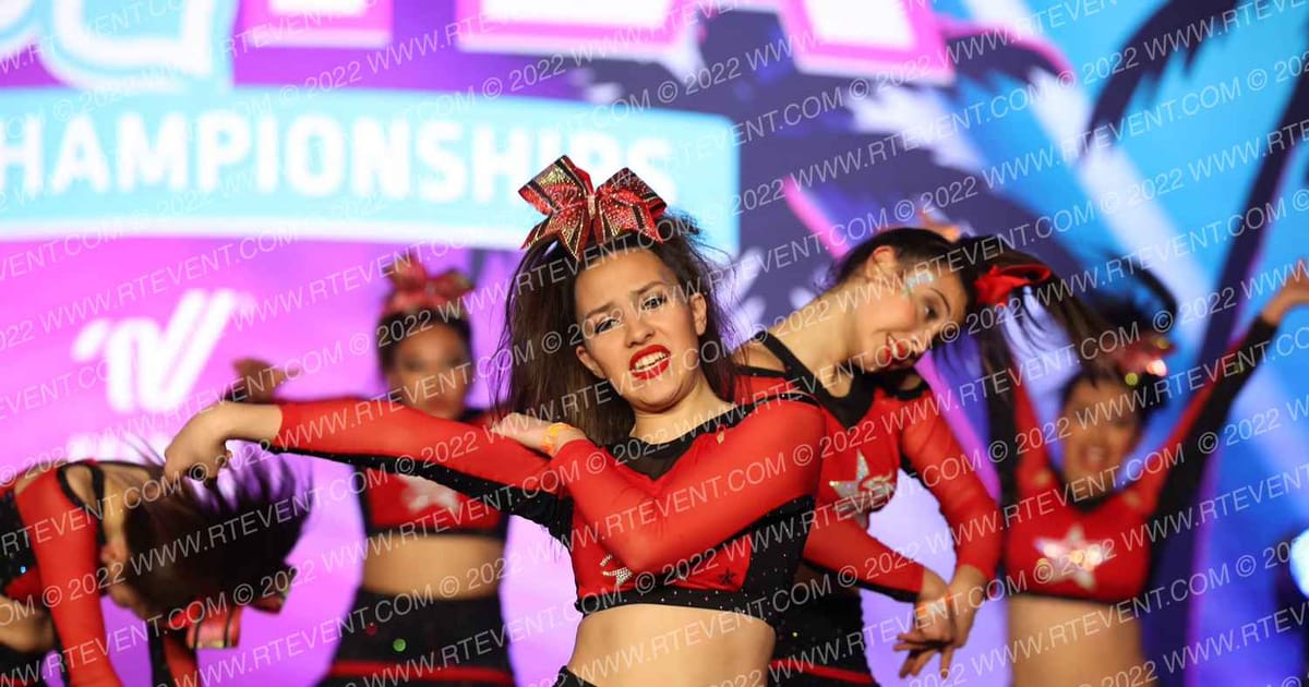 Starstruck Senior Icons · Aloha Grand Nationals