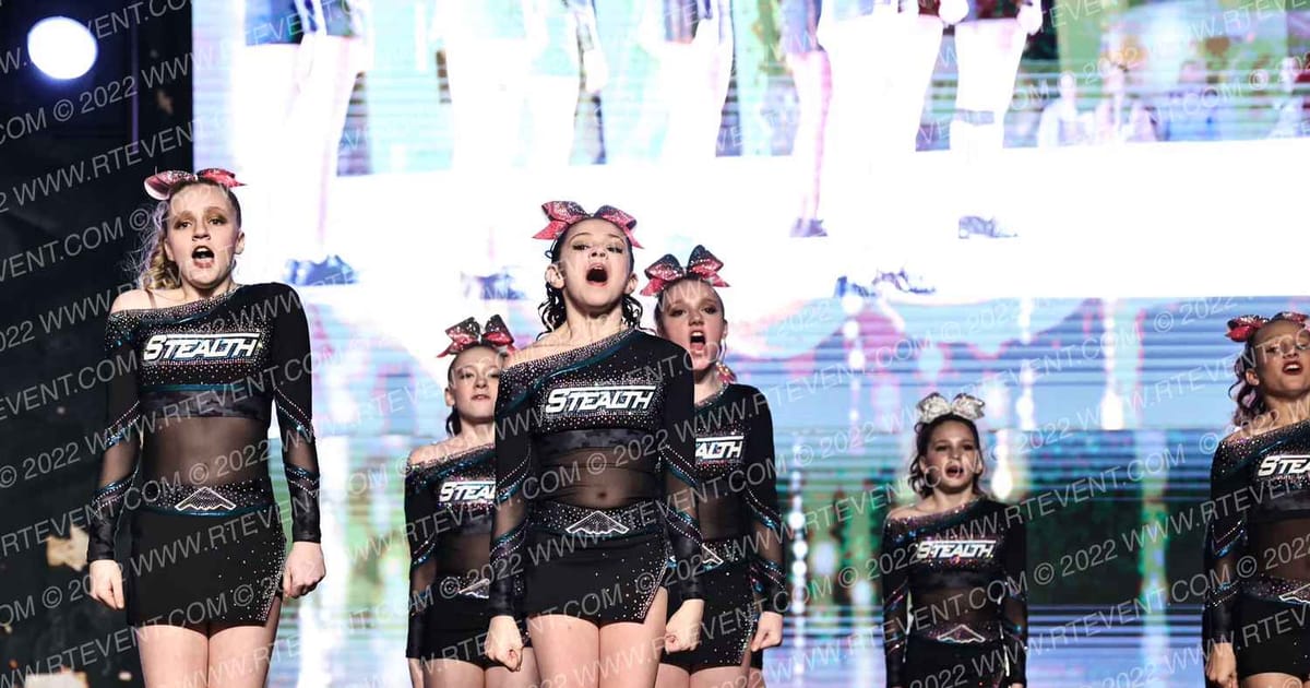 Stealth Athletix Flying Aces · Gold Rush Chicago