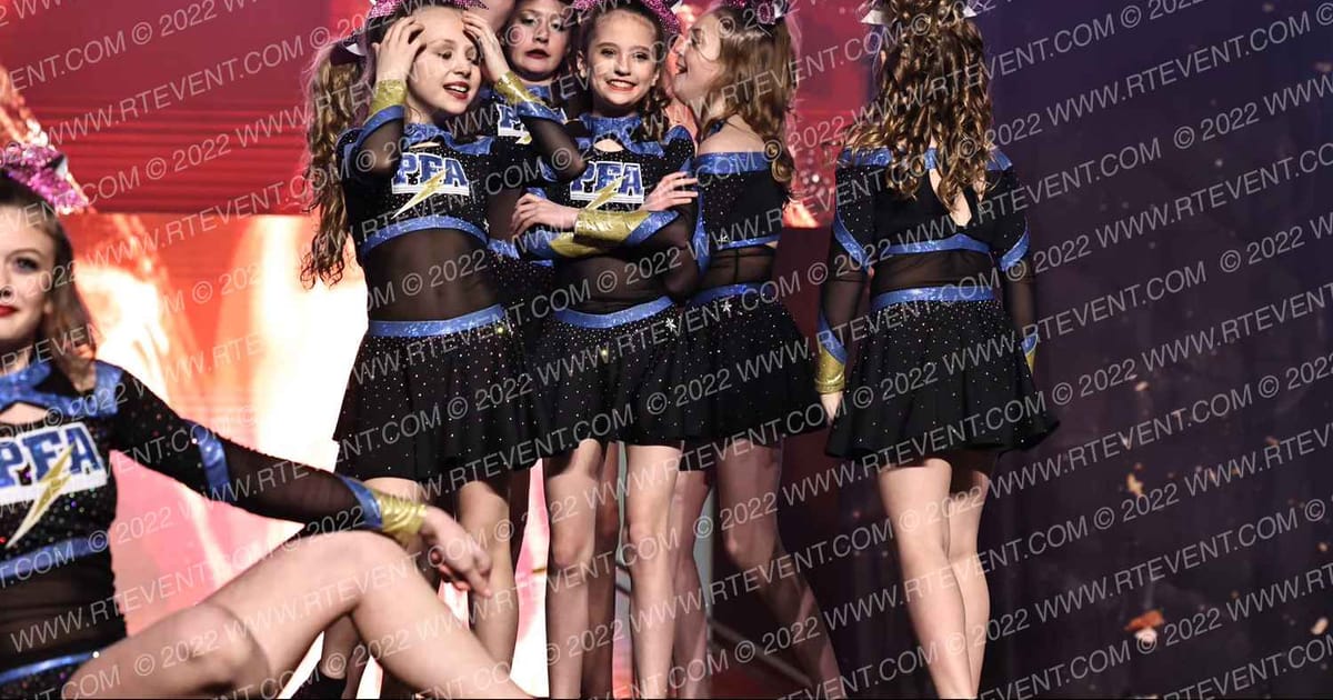 Power Force Athletics (Power Force Athletics) Lollipop Ladies · Gold Rush Chicago