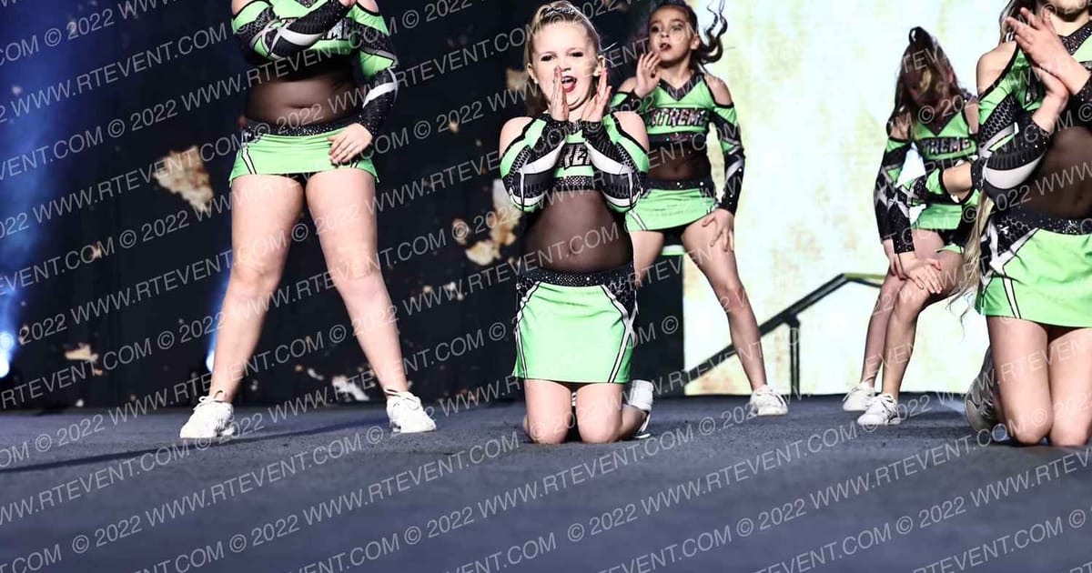 Minnesota Xtreme All Star Cheer Mercury · Gold Rush Chicago