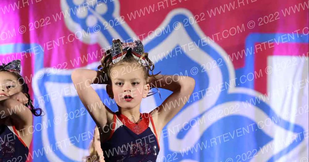 Interactive Academy Twilight Sparklers · Aloha Indy Showdown