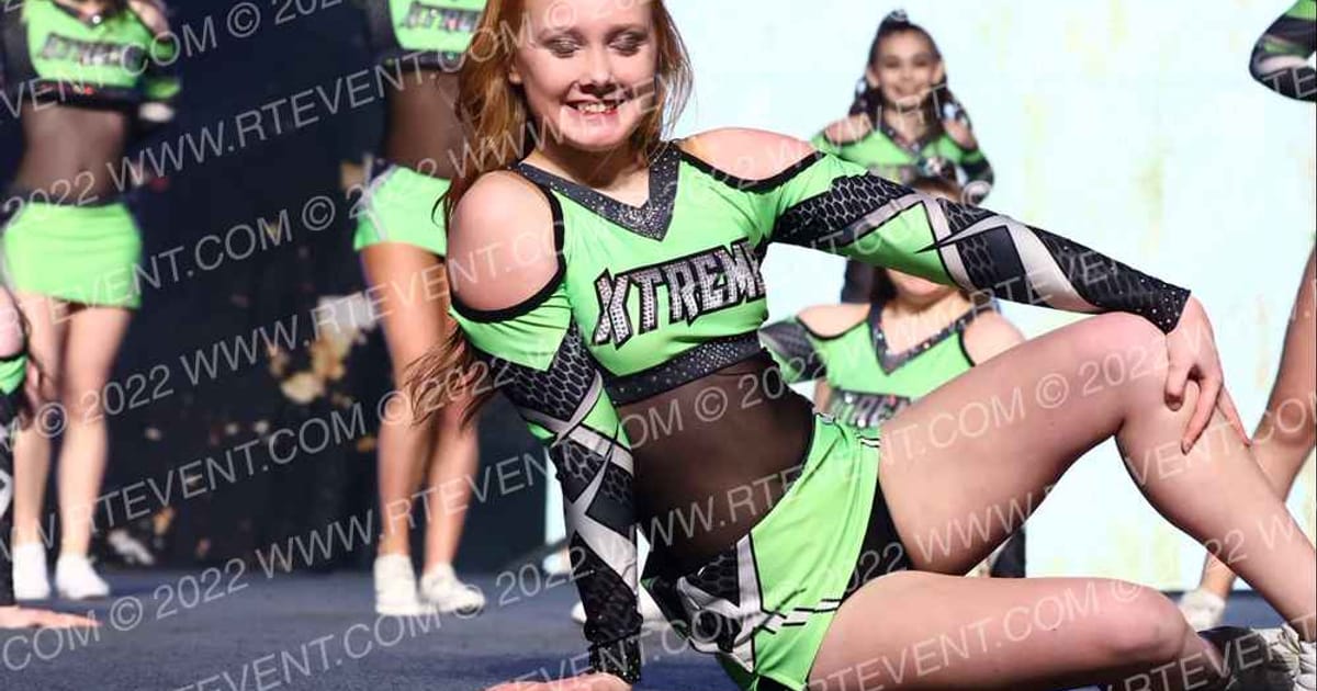 Minnesota Xtreme All Star Cheer Carbon · Gold Rush Chicago