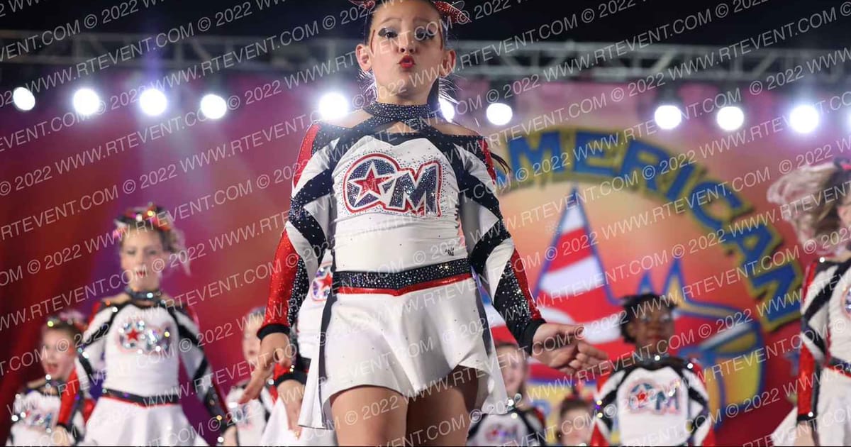 Off Main All Stars Smoke · The American Royale Sevierville Nationals DIDII