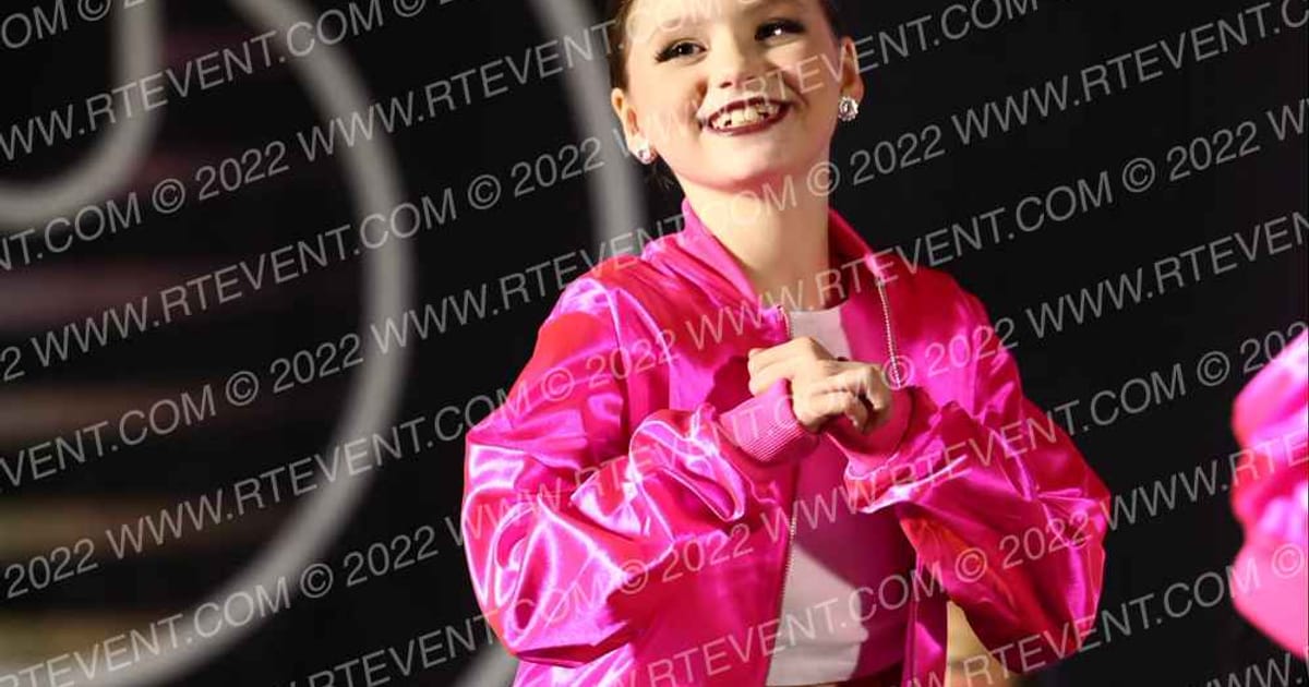 The Vision Dance Center Mini Prep Hip Hop · The Groove Dance Grand Nationals