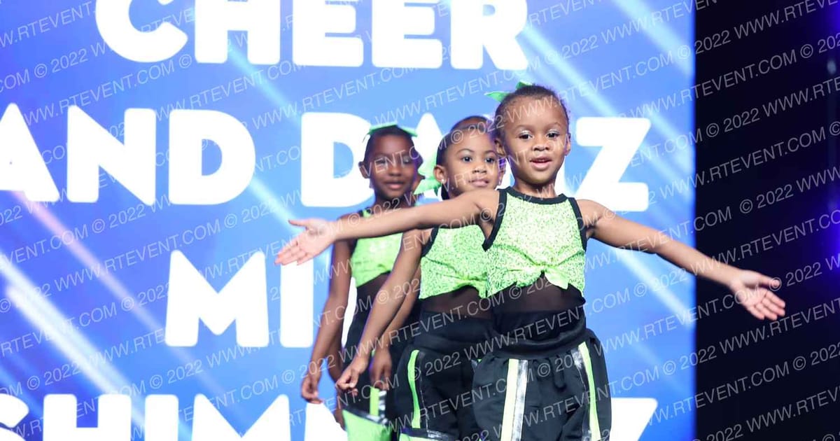SPARKLZ CHEER AND DANZ MINI SHIMMERZ · Virginia Beach Grand National Championship