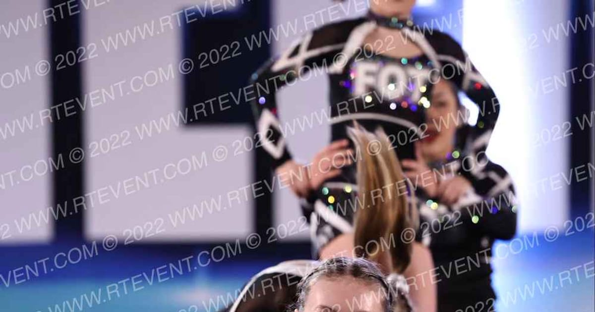 Flipping Out Tumbling Diamonds · CHEERSPORT Reading Classic