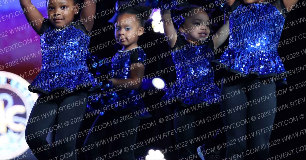 SPARKLZ CHEER AND DANZ TINY ICEZ · Virginia Beach Grand National Championship