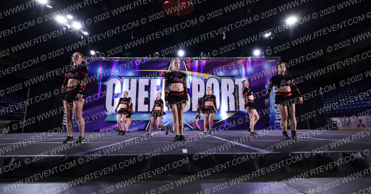 NA · CHEERSPORT Reading Classic
