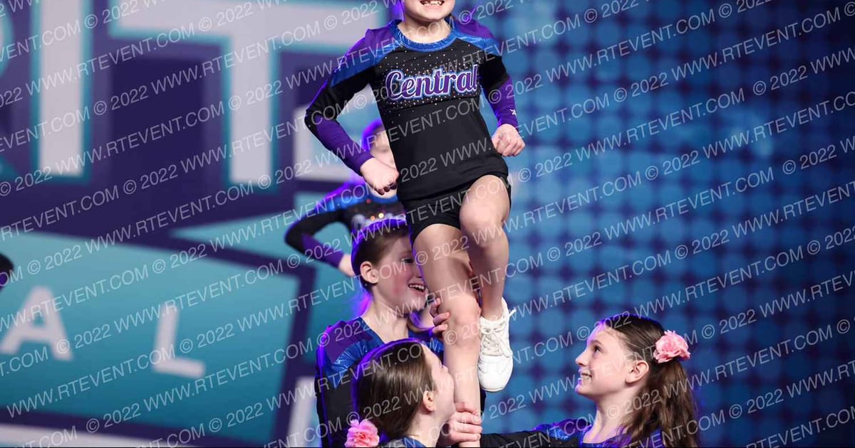 Central Mass Athletics Pink Diamonds · Spirit Fest Providence Grand Nationals