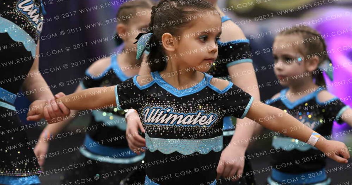 Ultimates cheerleading Ultimates Stardust · Spotlight Showdown