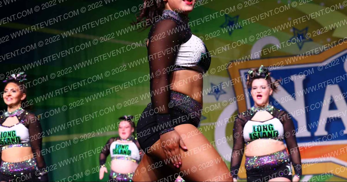 Long Island Cheer Chrome · CANAM