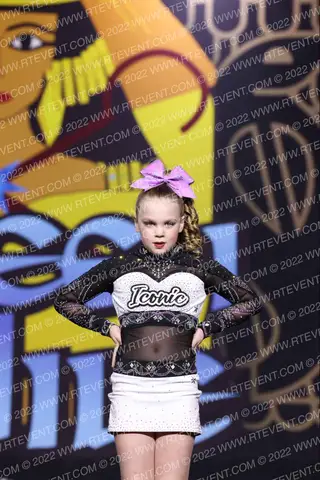 Iconic All Stars Dazzle Girls