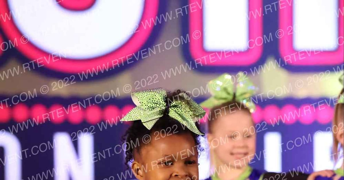 Bluegrass Cheercats Blue Pumas · ENCORE Louisville SHOWDOWN