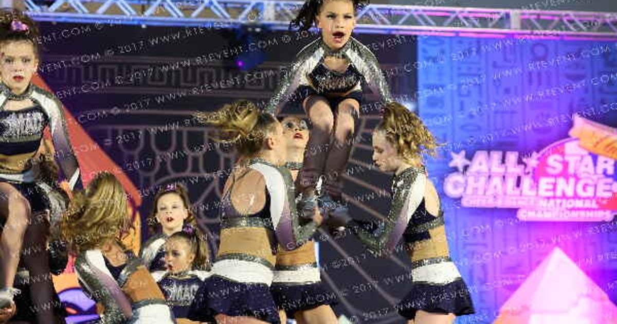 Macs Allstar Cheer MAC'S TWILIGHT · Queen of the Nile