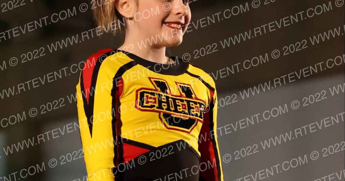 Terre Haute Cheer University RED HOT DRAGONS · ENCORE Louisville SHOWDOWN
