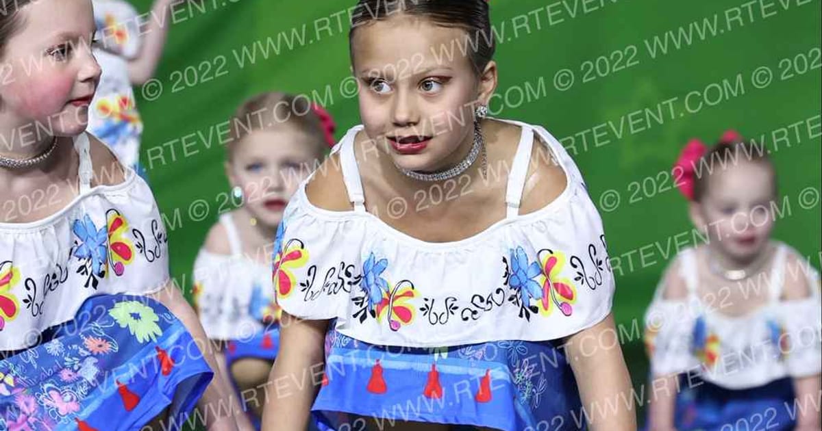 Foursis Dance Academy Foursis Dazzler Tiny Novice Dance Team · CSG Dance Grand Nationals