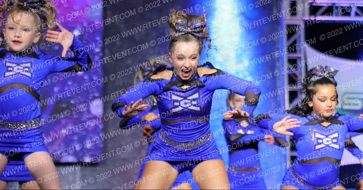 East Celebrity Elite - Hingham Sparkle · Spirit Fest Providence Grand Nationals