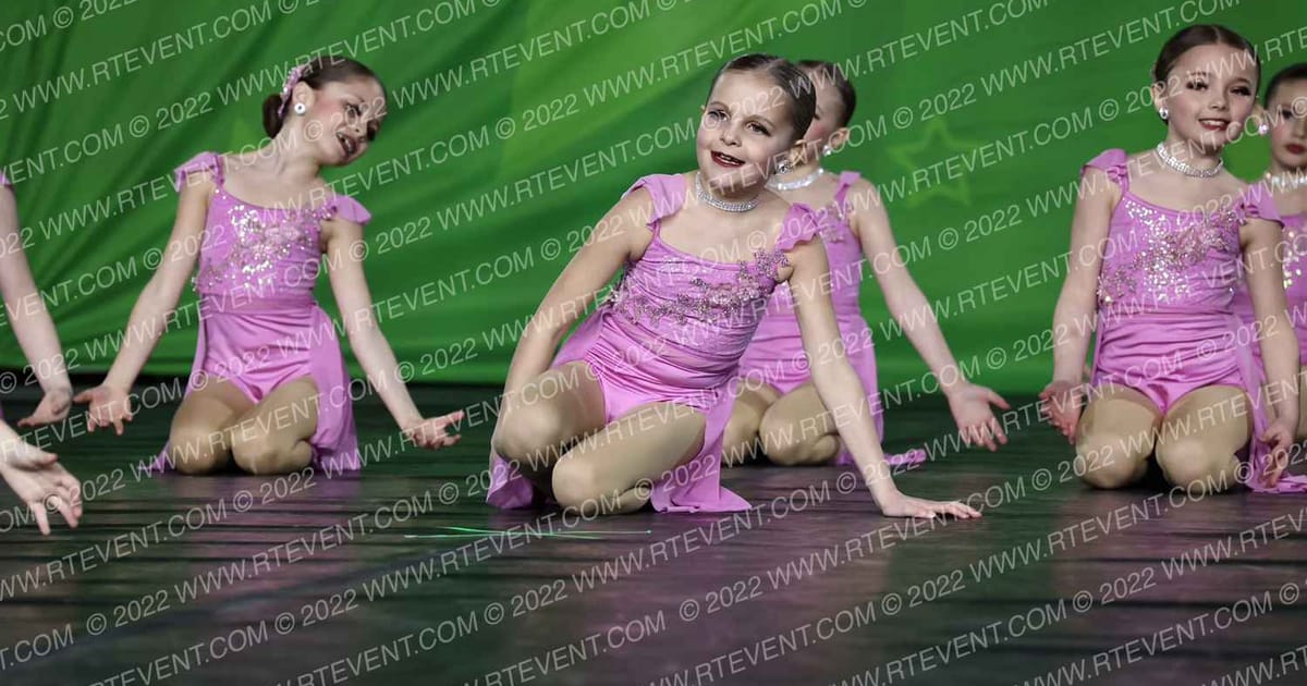 Foursis Dance Academy Foursis Dazzler Dynamini Dance Team · CSG Dance Grand Nationals