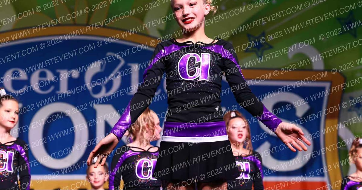 Cheer Infinity Allstars Surge · CANAM