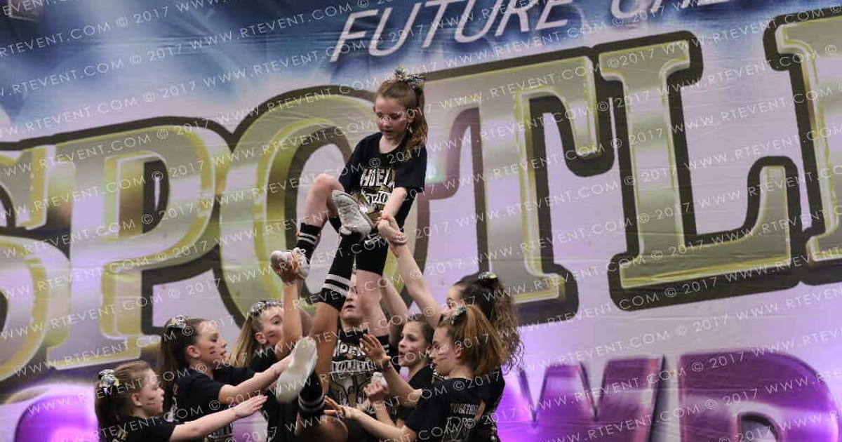Phoenix Revolution Atomic · Spotlight Showdown