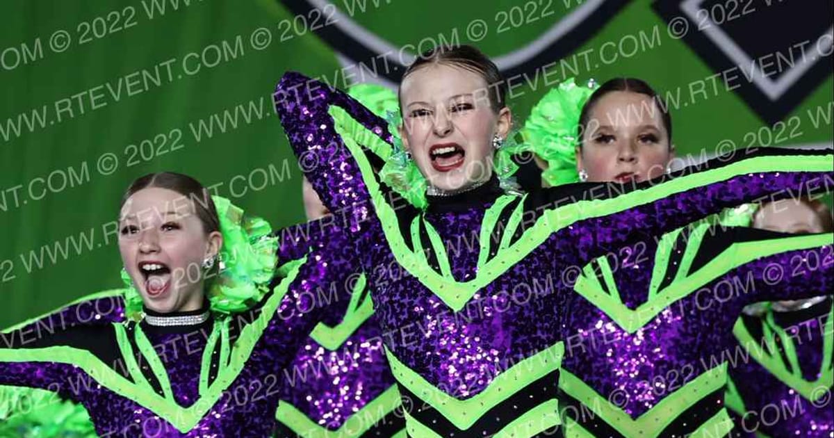Foursis Dance Academy Foursis Dazzlerette Small Dance Team · CSG Dance Grand Nationals