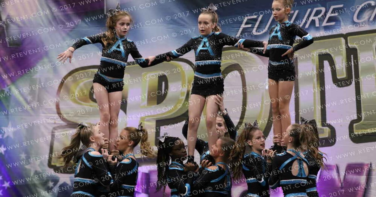 Altitude Cheer Snowdon · Spotlight Showdown