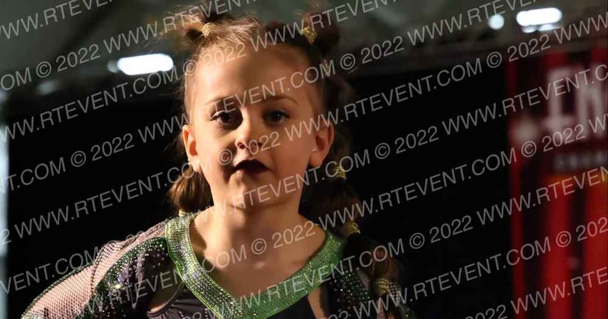 Element Elite Tumbling & Cheer TITANIUM TINIES · ENCORE Louisville SHOWDOWN