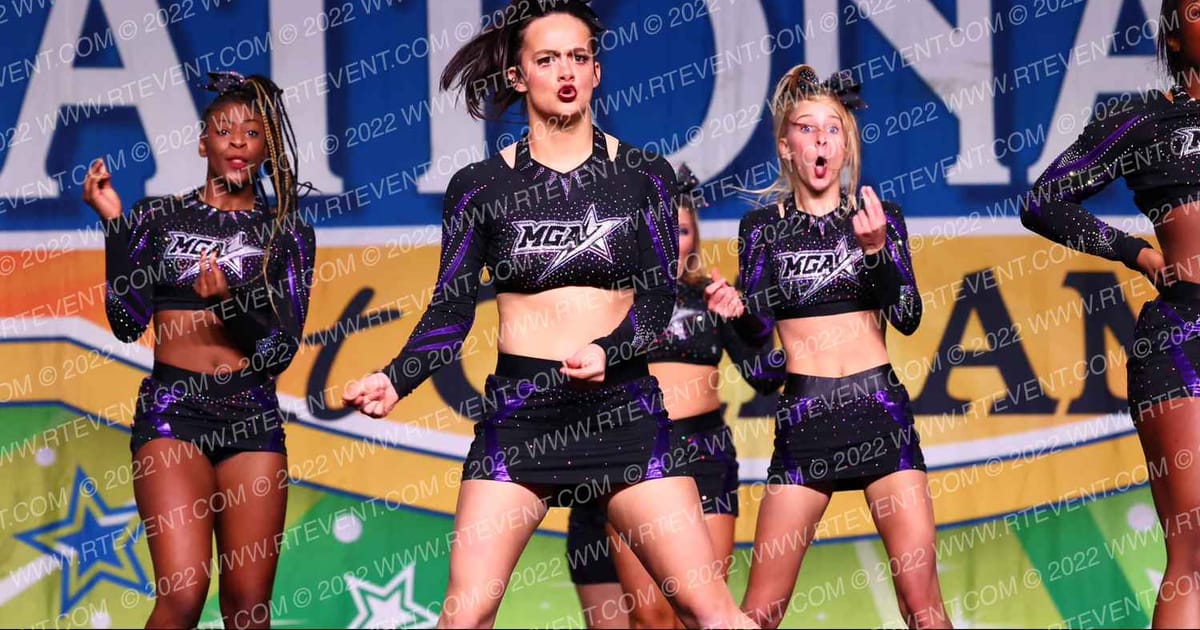 MGA Cheer Extreme Vortex · CANAM