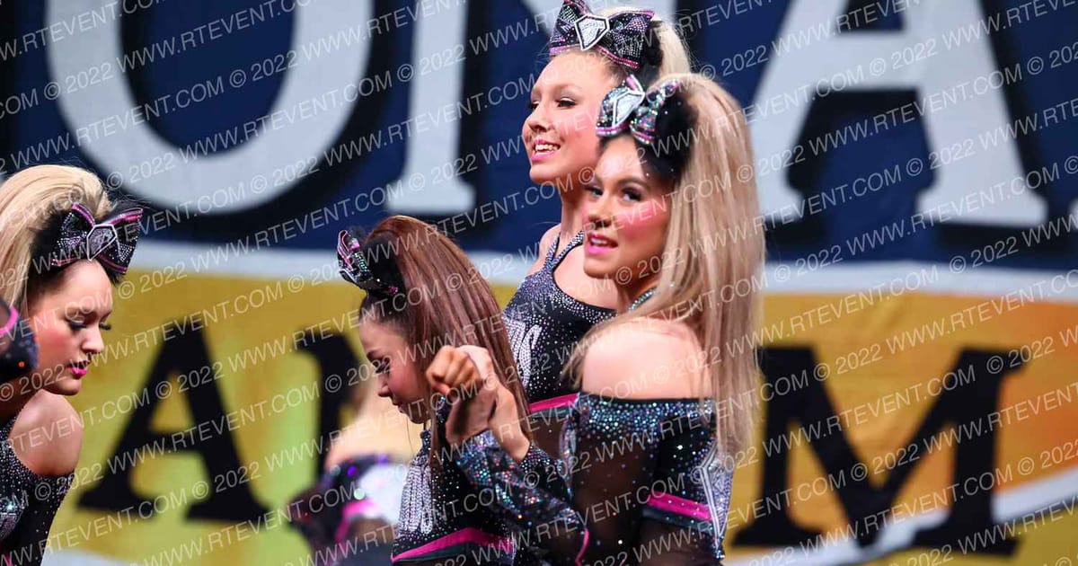 Diamonds All Stars Sassycats · CANAM