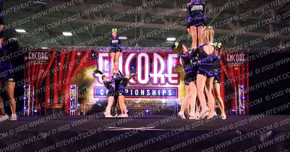 Bluegrass Cheercats Royal Sabers · ENCORE Louisville SHOWDOWN