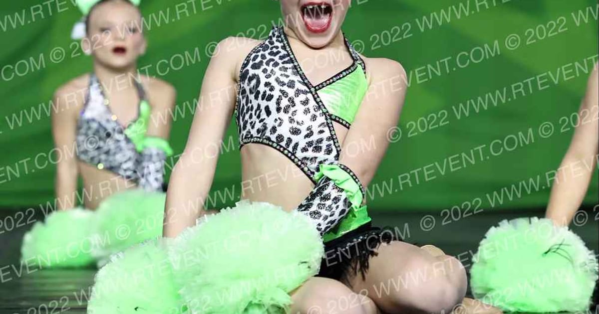 No Limits Dance Tiny Pom · CSG Dance Grand Nationals