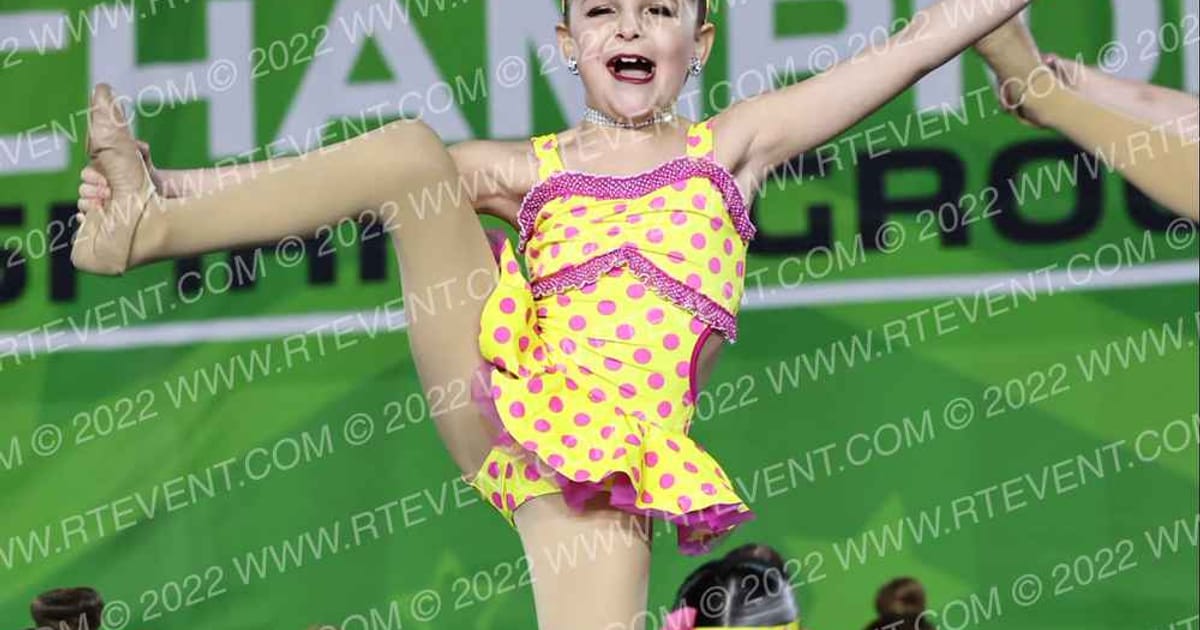 Foursis Dance Academy Foursis Dazzler Tiny Dance Team · CSG Dance Grand Nationals