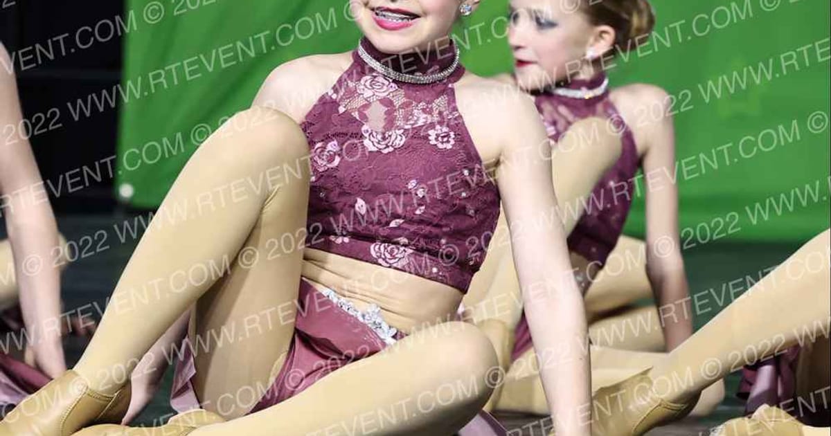 Starz Dance Academy Elite Rock Starz Lyrical · CSG Dance Grand Nationals