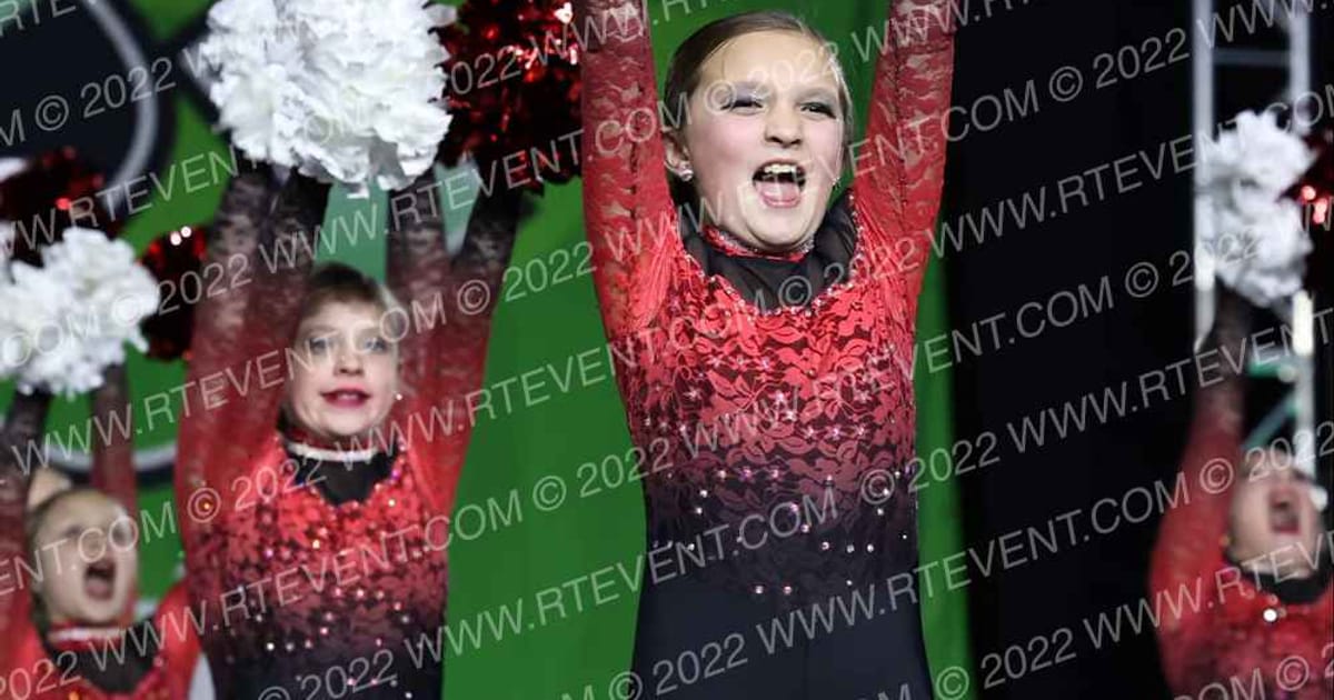 Starz Dance Academy Shooting Starz Youth Small Pom · CSG Dance Grand Nationals