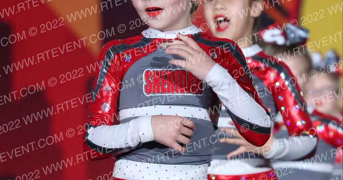 Sheridan Biddy Elite Squad Season 2 Squad · Hooray fro Hollywood Cheer and Dance Championships