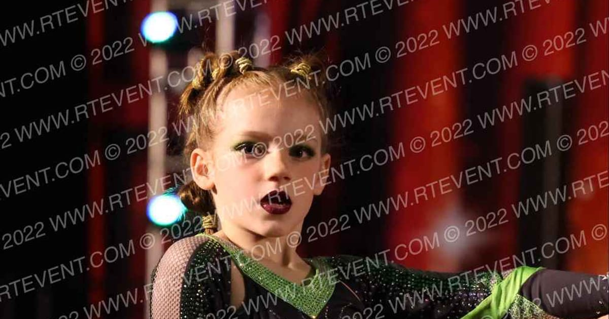 Element Elite Tumbling & Cheer MINI MERCURY · ENCORE Louisville SHOWDOWN