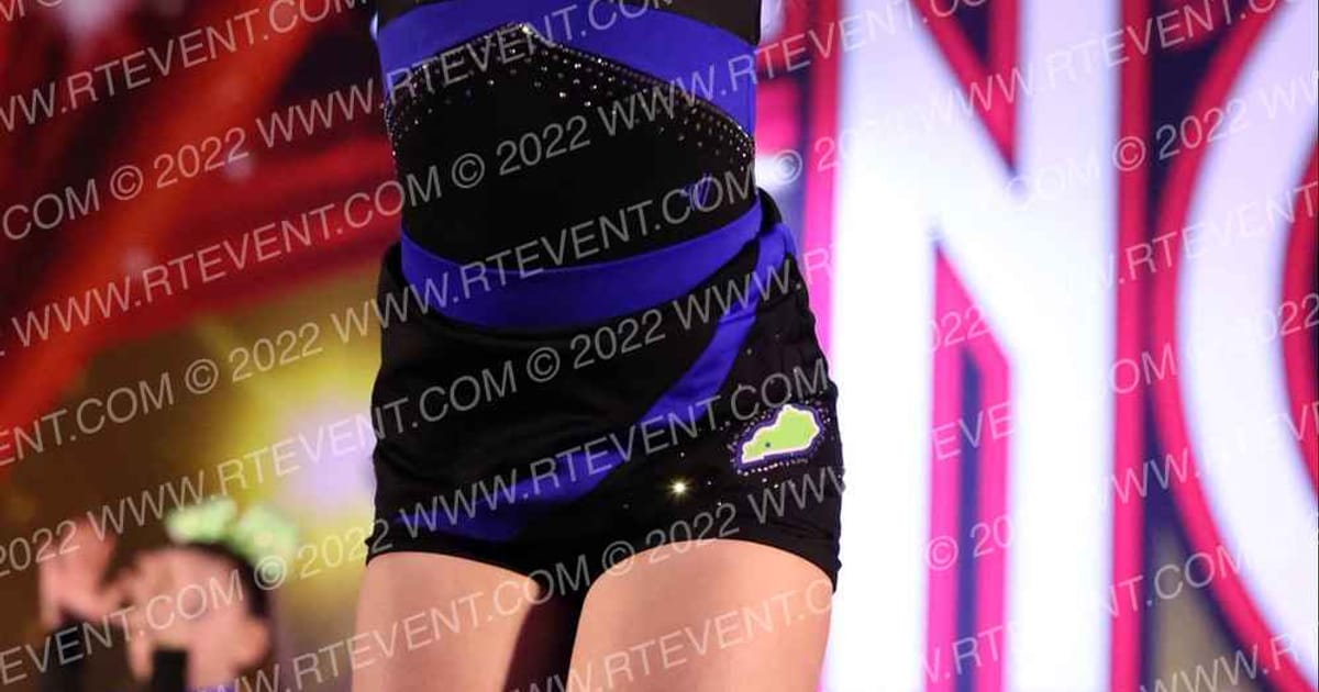 Bluegrass Cheercats Emerald Lynx · ENCORE Louisville SHOWDOWN