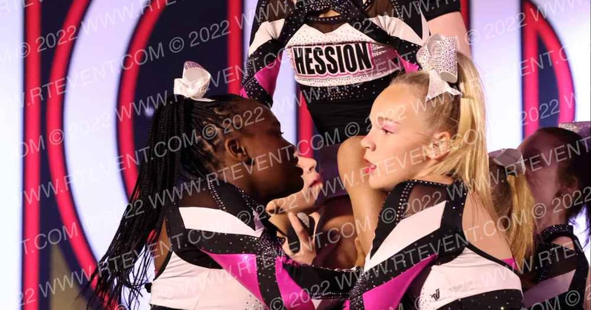 Hession Cheer Academy Pink Dynamite · ENCORE Louisville SHOWDOWN