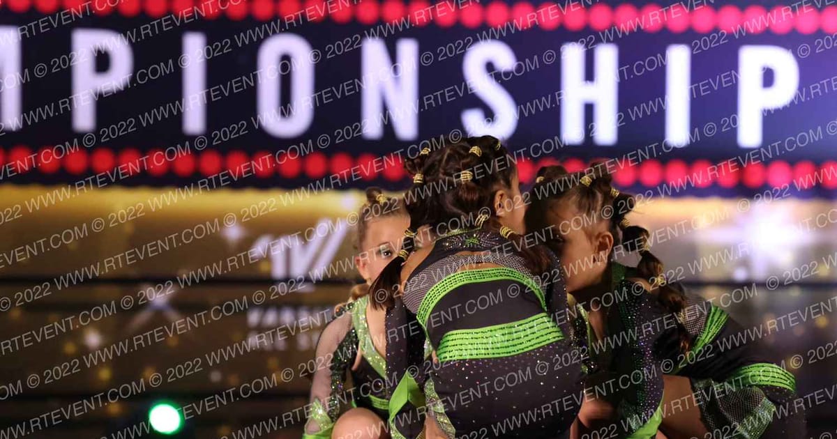 Element Elite Tumbling & Cheer TITANIUM TINIES · ENCORE Louisville SHOWDOWN