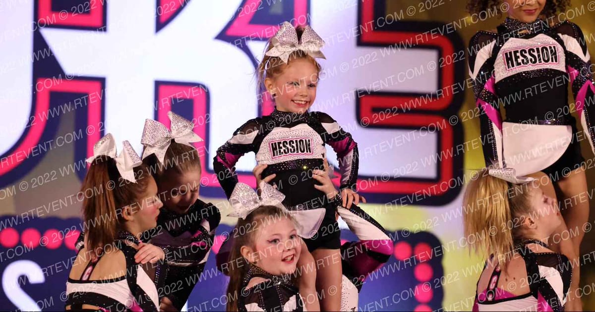 Hession Cheer Academy Pink Sizzle · ENCORE Louisville SHOWDOWN