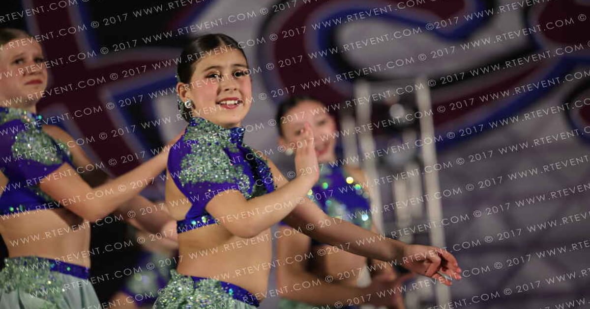 Foursis Dance Academy Foursis Dazzlerette Dance Team · DanceFest Milwaukee Grand Nationals