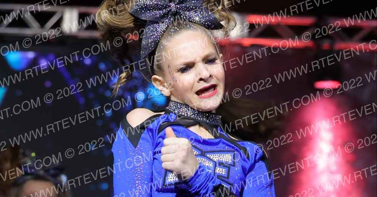East Celebrity Elite - Hingham Sparkle · Spirit Fest Providence Grand Nationals
