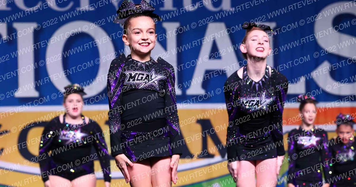 MGA Cheer Extreme Infinity · CANAM