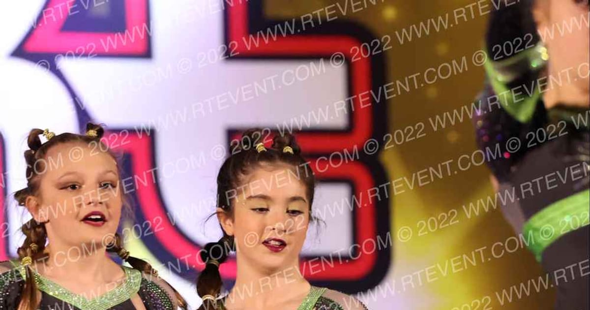 Element Elite Tumbling & Cheer YOUTH NITRO · ENCORE Louisville SHOWDOWN