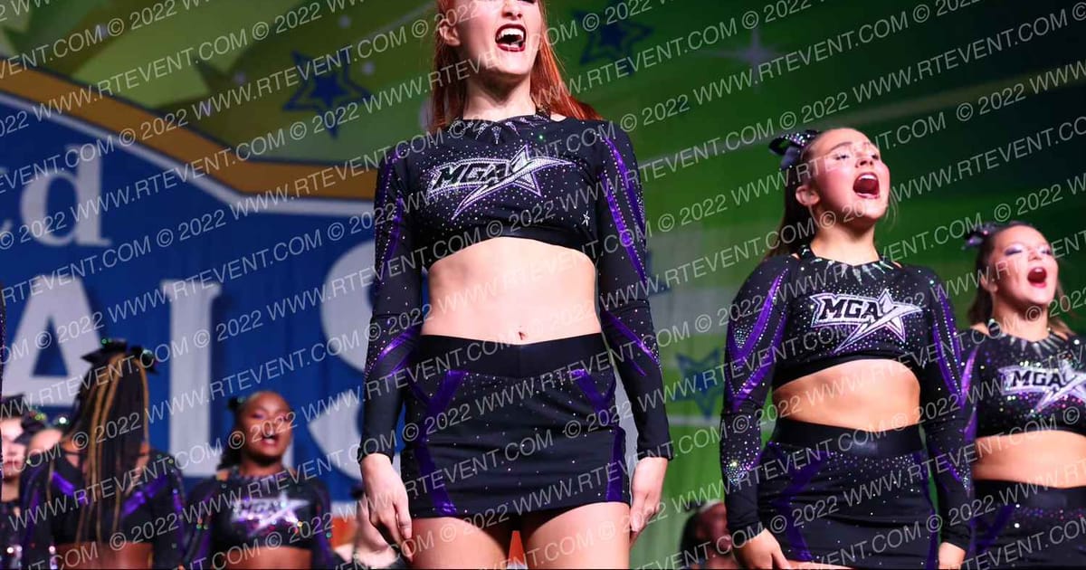 MGA Cheer Extreme Vortex · CANAM