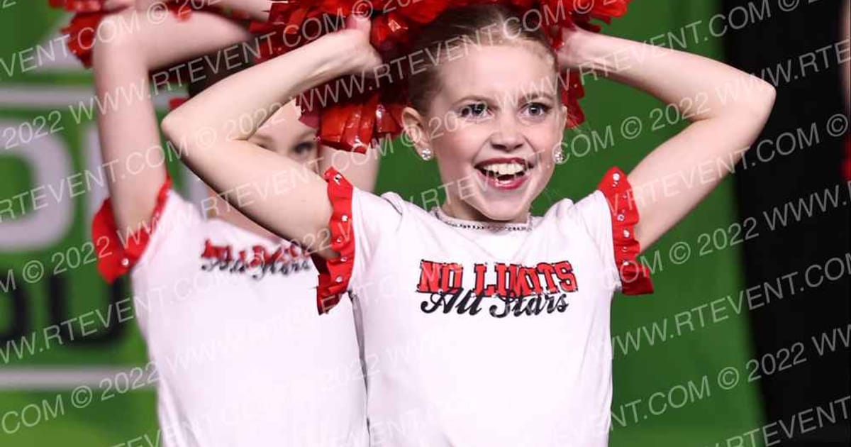 No Limits Dance Mini Energy Pom · CSG Dance Grand Nationals