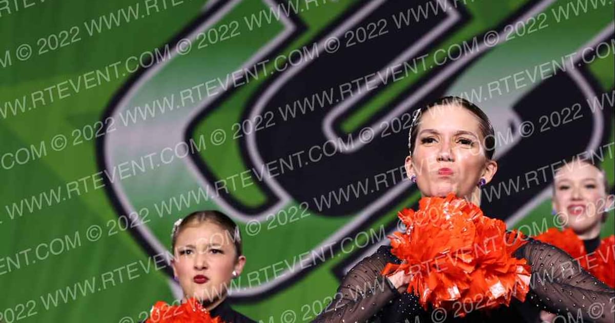 Shining Fame Performance Platinum Pom · CSG Dance Grand Nationals